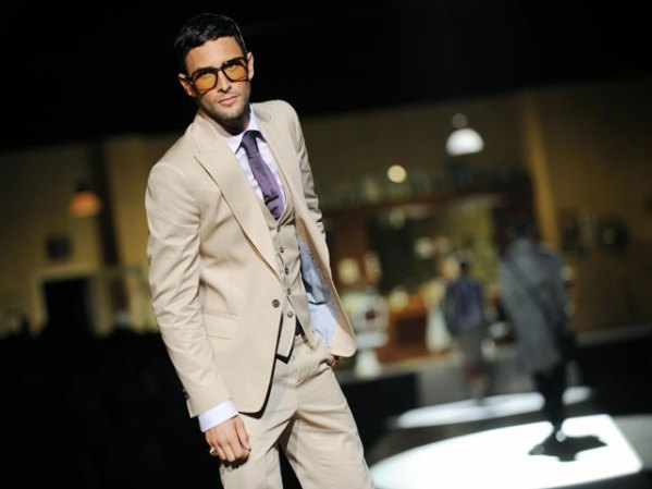 Dean y Dan Caten se inspiraron en Clark Kent para su colección.