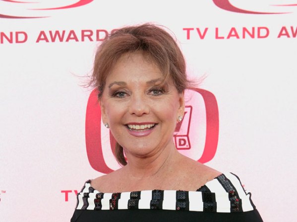 Dawn Wells, la famosa actriz de la serie "Gilligan's Island", fue detenida con marihuana en su auto, pero dijo que no era suya y evitó los cargos, en 2007.
