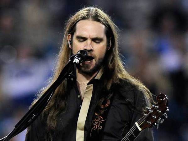 Bo Bice, famoso por American Idol, y también por haber sido descubierto, según la orden de arresto, en el 2003 con marihuana encima