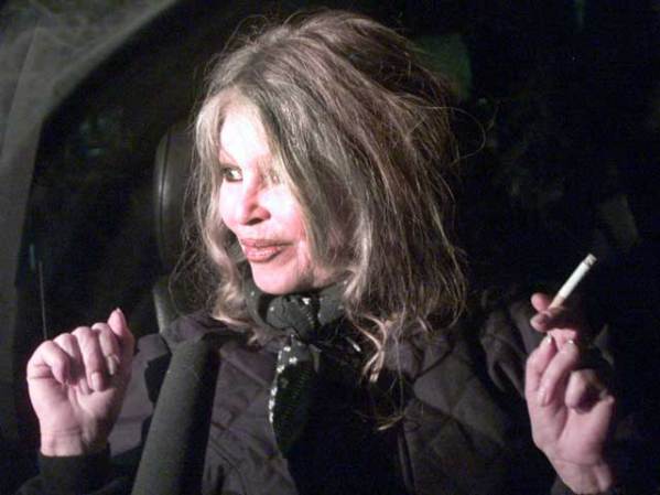 Bridgitte Bardot, un mito, un cigarrillo.