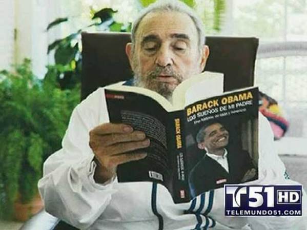 8 DE NOVIEMBRE, 2009: La revista "Paris Match" publica un foto-reportaje sobre el ex hombre fuerte de Cuba, en una de cuyas fotos aparece leyendo un libro de Obama.