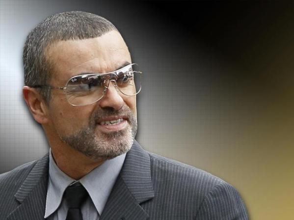 George Michael, el famosos cantante, admitió en el 2007 que escondía su homosexualidad por preocupaciones de como afectaría esto a su madre.
