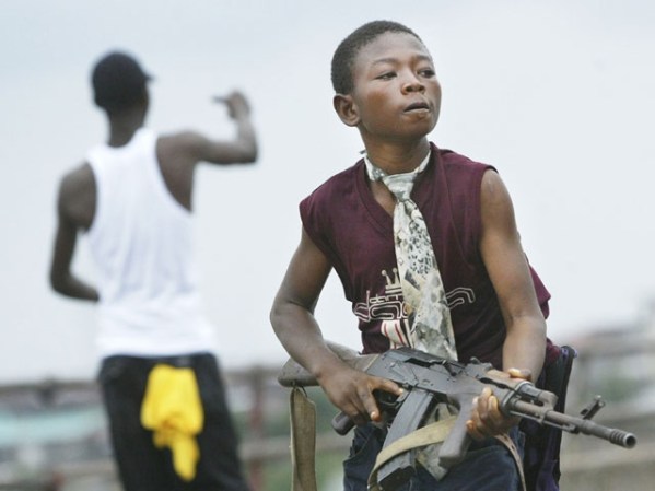 JULIO, 2003: Conflicto civil en Liberia.