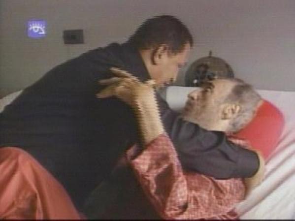 En esos días al comenzar septiembre del 2006 se publica un video tomado durante otra visita de Chávez, sin aclararse ni cómo ni cuando.