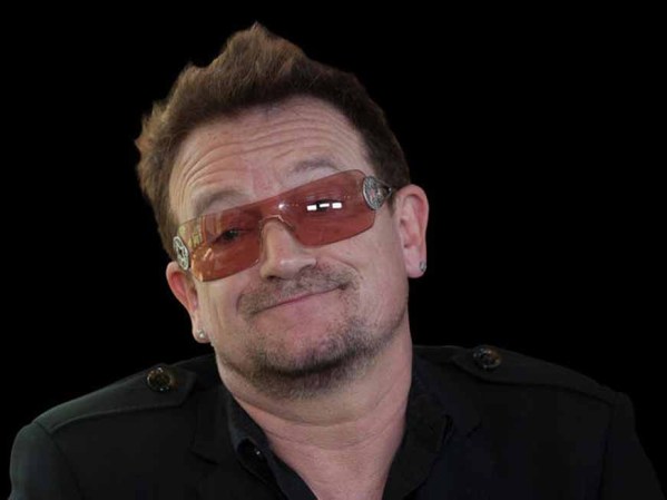 Paul Hewson, más conocido como Bono y su banda U2 con su gira "Tour 360" recaudó $800 millones entre 2009 y 2011. Tiene muchas otras inversiones, una línea de ropa y un hotel cinco estrellas. Tiene en su haber: $600 millones de dólares.