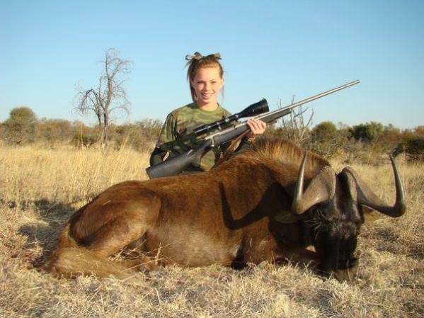 Kendall Jones, controversial por enorgullecerse de sus "trofeos" africanos.
