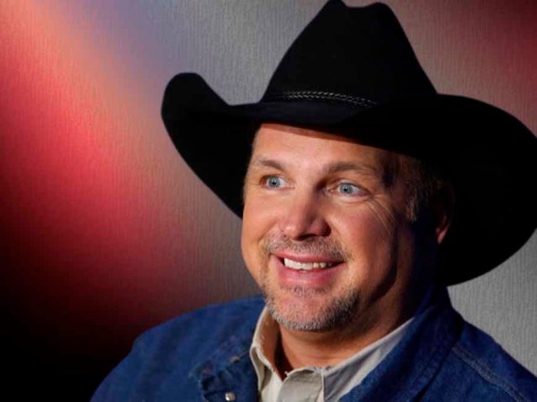 Garth Brooks tiene un capital de $325 millones de dólares.