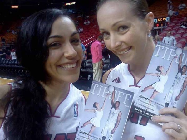En una colaboración entre arte y deporte, el Miami Heat apoyó al Miami City Ballet con una sesión de fotos para colección que incluyó a los astros Dwyane Wade y Lebron James junto a las bailarinas Jeannete y Patricia Delgado.