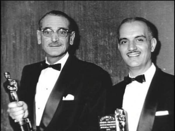 El mexicano Emile Kuri ganó el Oscar como director de arte de “The Heires” y “20 mil leguas de viaje submarino”. www.nautilussubmarine.com