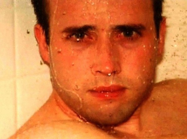 En un caso empapado de sexo y sensacionalismo, el jurado en Arizona vio esta foto que al parecer Arias le tomó a Alexander antes de matarlo.