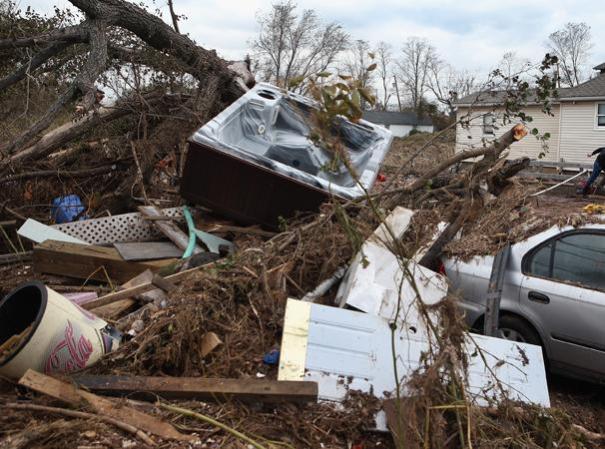 Una de las tragedias más conmovedoras fue la muerte de dos niños de 2 y 4 años, encontrados bajo los escombros en Staten Island, Nueva York.