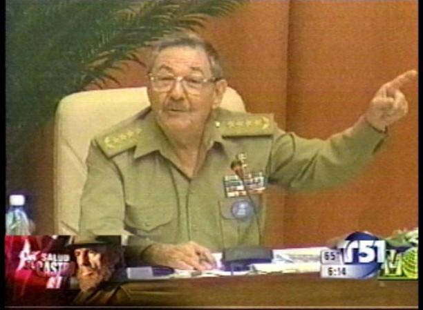 Raúl Castro va apareciendo más y más en los actos públicos a medida que pasa el tiempo.