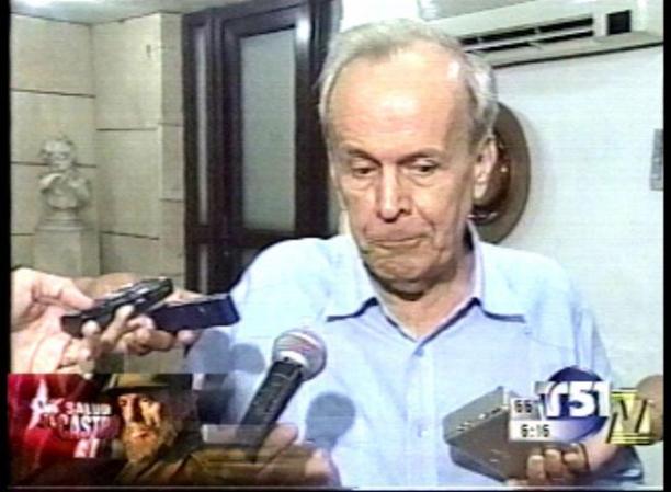 El presidente de la Asamble Nacional cubana, Ricardo Alarcón, sin embargo, no se muestra tan optimista y da a entender que Castro permanecerá recluido el 1 de Mayo.