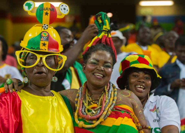 El trío también se suma a la euforia por Ghana.
