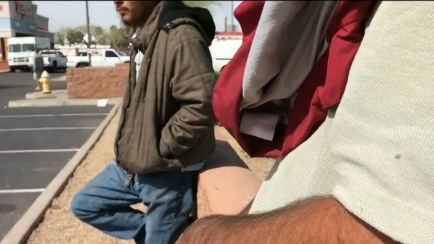 La medida impediría que los trabajadores sean recogidos en las calles para cumplir con sus tareas o en su defecto que soliciten trabajo en las esquinas.