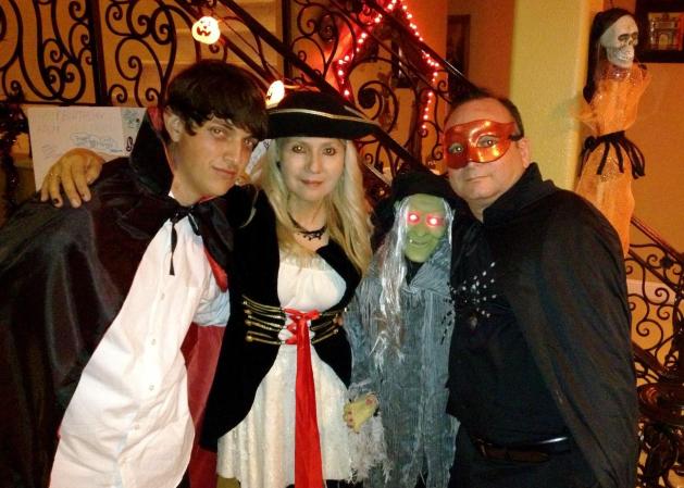 ¡Haz clic aquí para mandar tus fotos de Halloween!