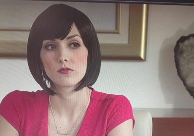 ¿Cuántos secretos guardara esta enigmática mujer?