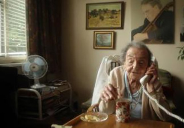 El Oscar a Mejor Corto Documental será seguramente para "The Lady in Number 6" de Malcolm Clarke and Nicholas Reed's.