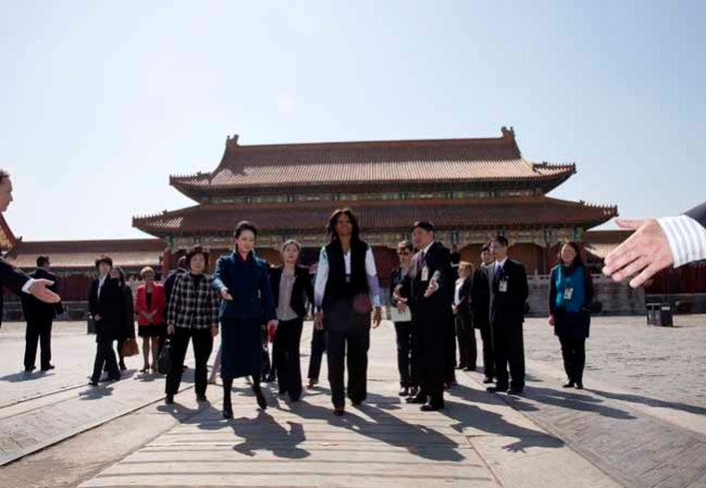 Michelle Obama destila simpatía y elegancia en China.