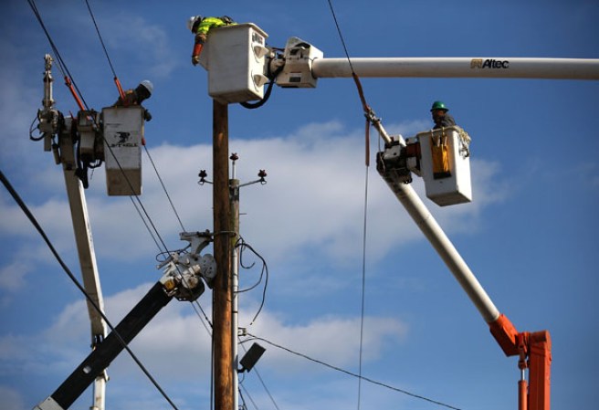 Varios postes eléctricos han tenido que ser reemplazados.