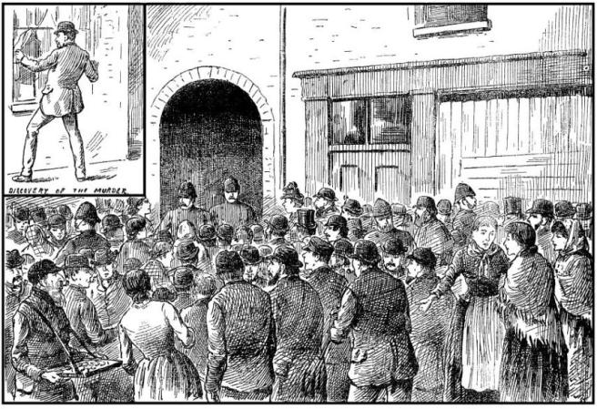 Los viandantes de Whitechapel se aglomeran frente al lugar del crimen, 13 Miller Court.