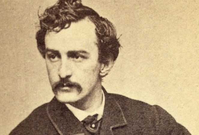 El asesino del presidente Abraham Lincoln estuvo prófugo durante 12 días antes de caer abatido en una granja de Virginia el 26 de abril de 1965..