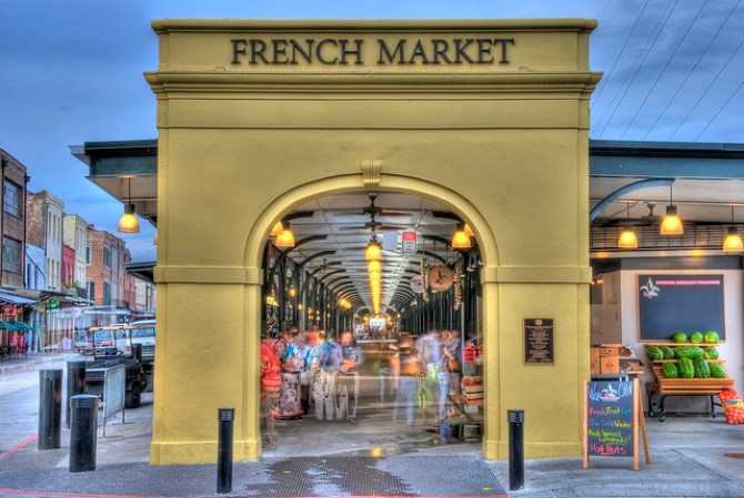 FRENCH MARKET: Es el mercado más antiguo de Estados Unidos, tiene tiendas especializadas, restaurantes y puestos de artesanía.