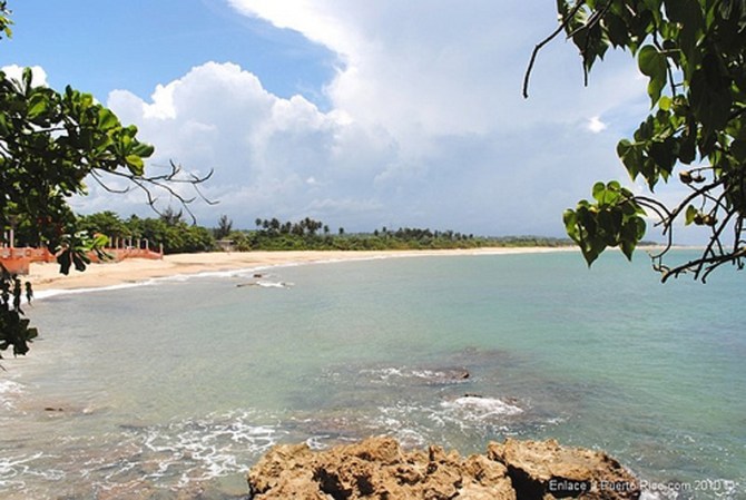 Playa de la Marina de Hatillo, Puerto Rico.