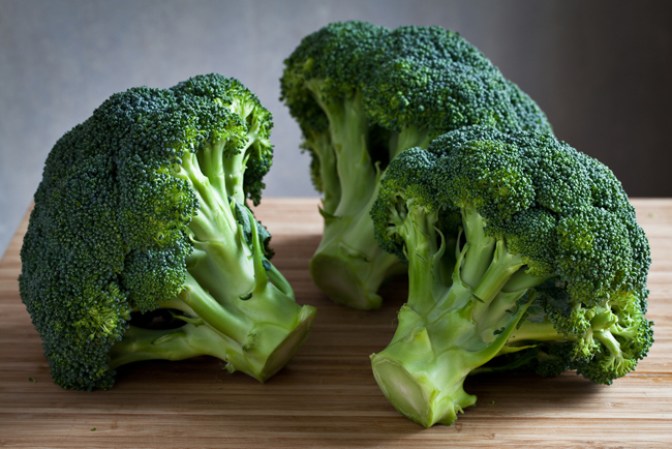 Brocoli.- Desintoxicante natural y es un vegetal con lo más altos índices de vitamina C.