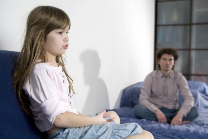 18. Mito nunca podrás mentir. Siempre sé cuándo no estás diciendo la verdad, te conozco mejor que la palma de mi mano... y, quizá éste tiene mucho de realidad. Los papás que son cercanos a sus hijos desarrollan una especie de detector de mentiras que generalmente funciona.