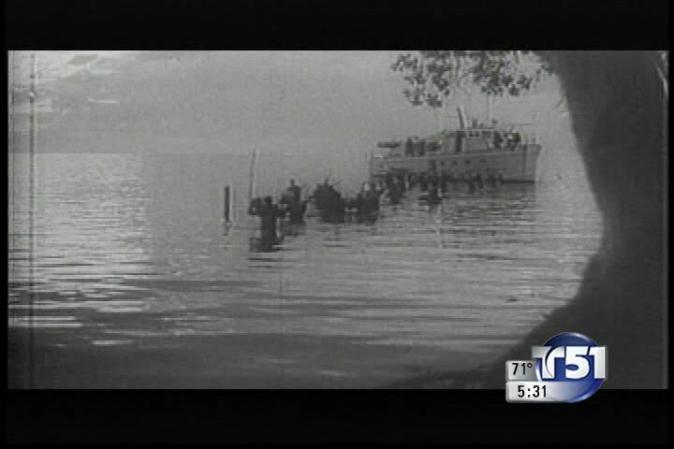 2 DE DICIEMBRE, 1956: Desembarca en Cuba a bordo del yate Granma, con la intención de derrocar a Fulgencio Batista.