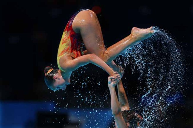 La natación sincronizada es uno de los deportes más bellos del mundo.