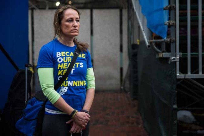 Boston se viste de luto un año después de los atentados en la maratón.