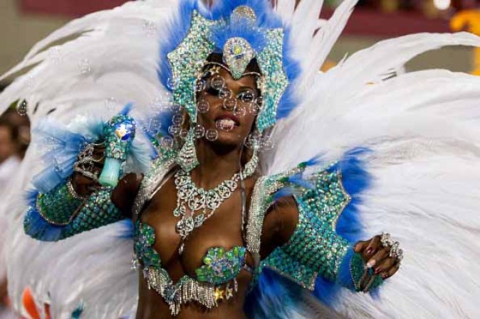 Desfiles de las escuelas de samba del Grupo Especial del Carnaval de Río de Janeir en el Sambódromo de Sampucai, comenzaron el 2 de marzo, y se extenderán a lo largo de 5 días.
