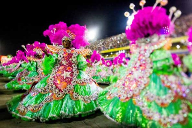 Desde África resonó la batucada que se expande en la tierra carioca con el carnaval de Rio de Janeiro el mayor espectáculo al aire libre del mundo.