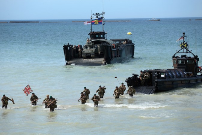 ARROMANCHES LES BAINS, FRANCIA, Gold Beach, Royal Marine