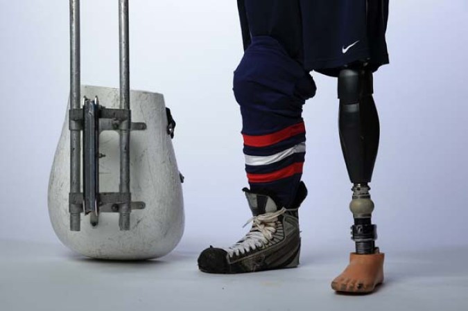 Rico Roman, quien juega hockey sobre patines, participará en los Juegos Paralímpicos de Invierno