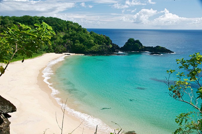 Playa de Bahía do Sancho, Brasil.