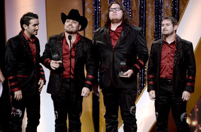 "Voz de Mando" en los Billboard Mexicanos 2013.