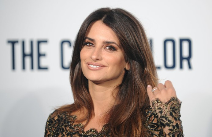 "No sé si es la mejor religión, pero es la que más respeto", dijo la actriz española Penélope Cruz sobre el Budismo.