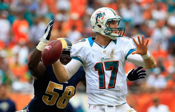 Los Miami Dolphins impusieron su potencia ante los Rams de Saint Louis, con una victoria 17-14.