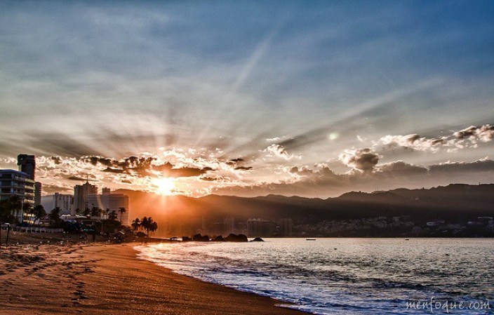 10. Acapulco. Localizado en el estado de Guerrero es la base del llamado "triángulo del sol" y el destino que a mediados del siglo XX colocó a México en las preferencias del turismo internacional.