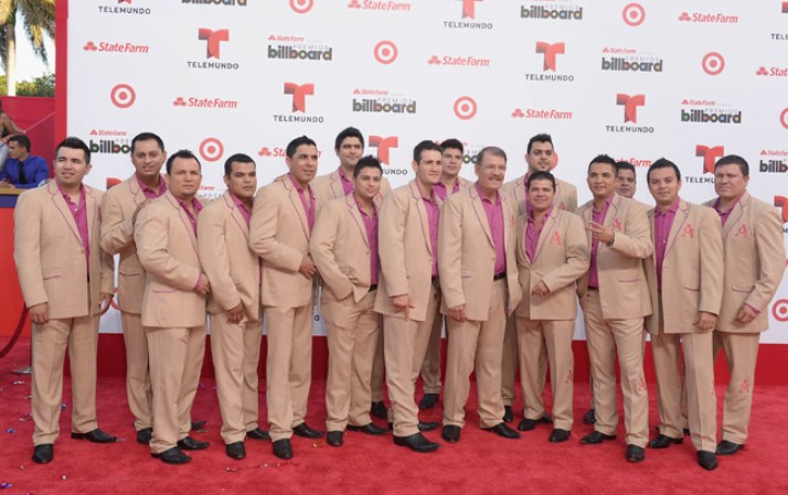 La Arrolladora Banda El Limón De René Camacho es finalistas para seis premios...