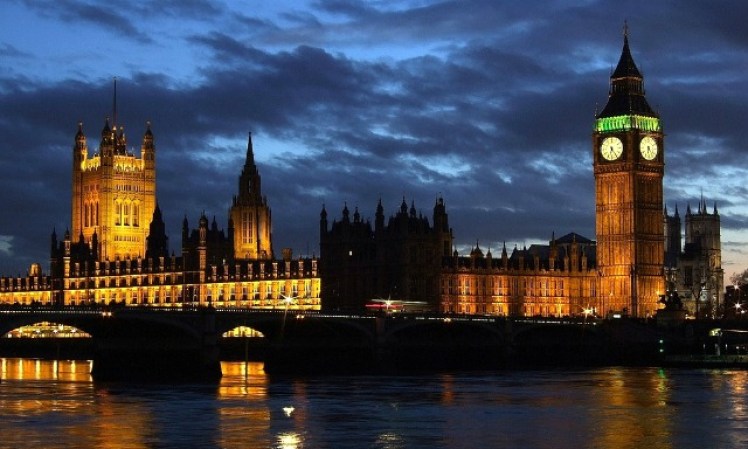 El Big Ben y el Parlamento de Reino Unido, Londres, Inglaterra.