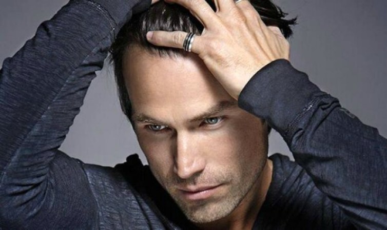 Rafael Amaya.