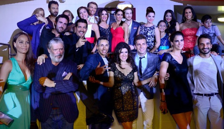 En el elenco de la novela de Telemundo se vive un gran ambiente.