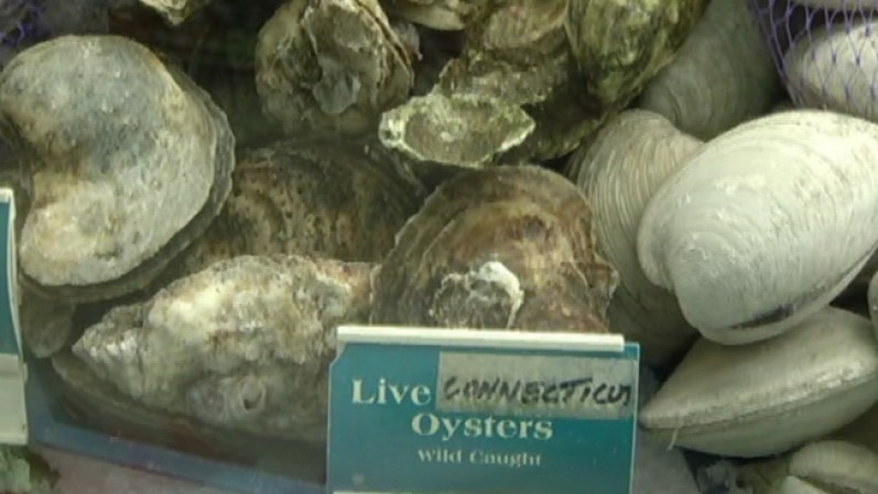 Para los hombres comer ostiones tiene una función doble, ya que son un afrodisiaco y son ricos en zinc, lo que ayuda a la producción de espermas.