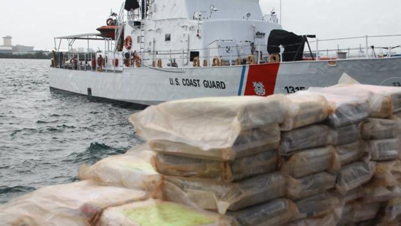Y si de las grandes ligas se trata… no hay nada como llenar una barco lleno de droga…