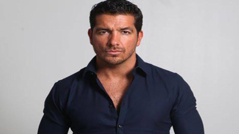 El confundido Juan Pablo Palmer es interpretado por Paulo Quevedo.