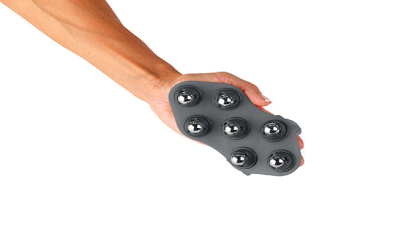 ¿Qué tal un buen masaje? Disponible en gomoji.com, $30.